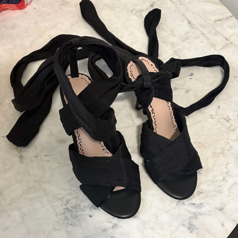Never Worn Muse Strappy Black Wrap Heels